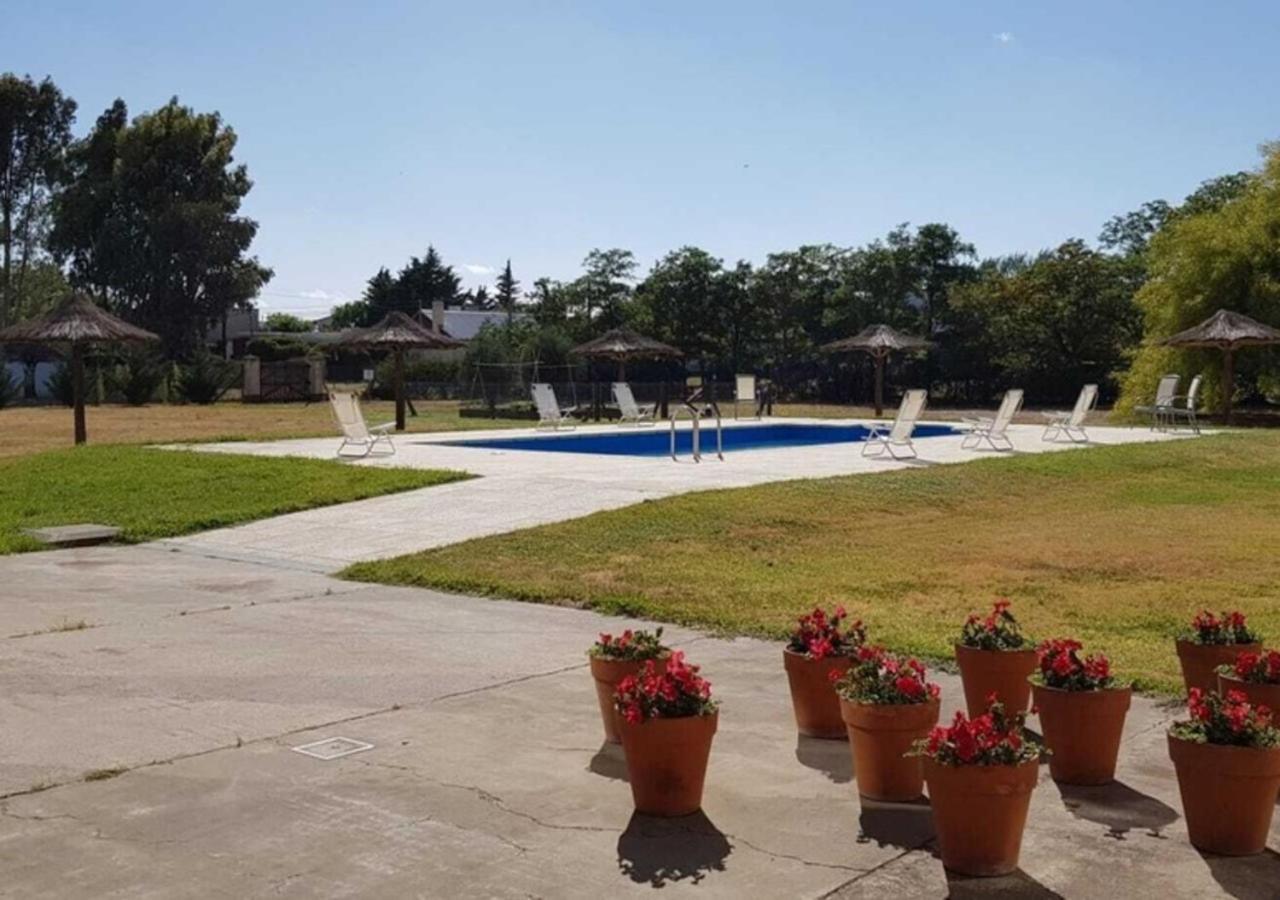 Paradores Austral Bahía Blanca Екстериор снимка
