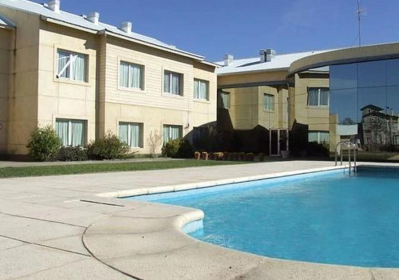 Paradores Austral Bahía Blanca Екстериор снимка