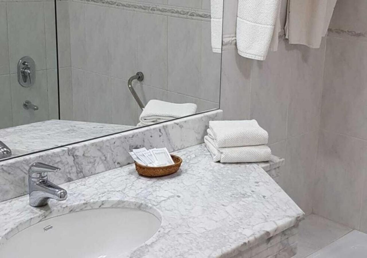 Paradores Austral Bahía Blanca Екстериор снимка