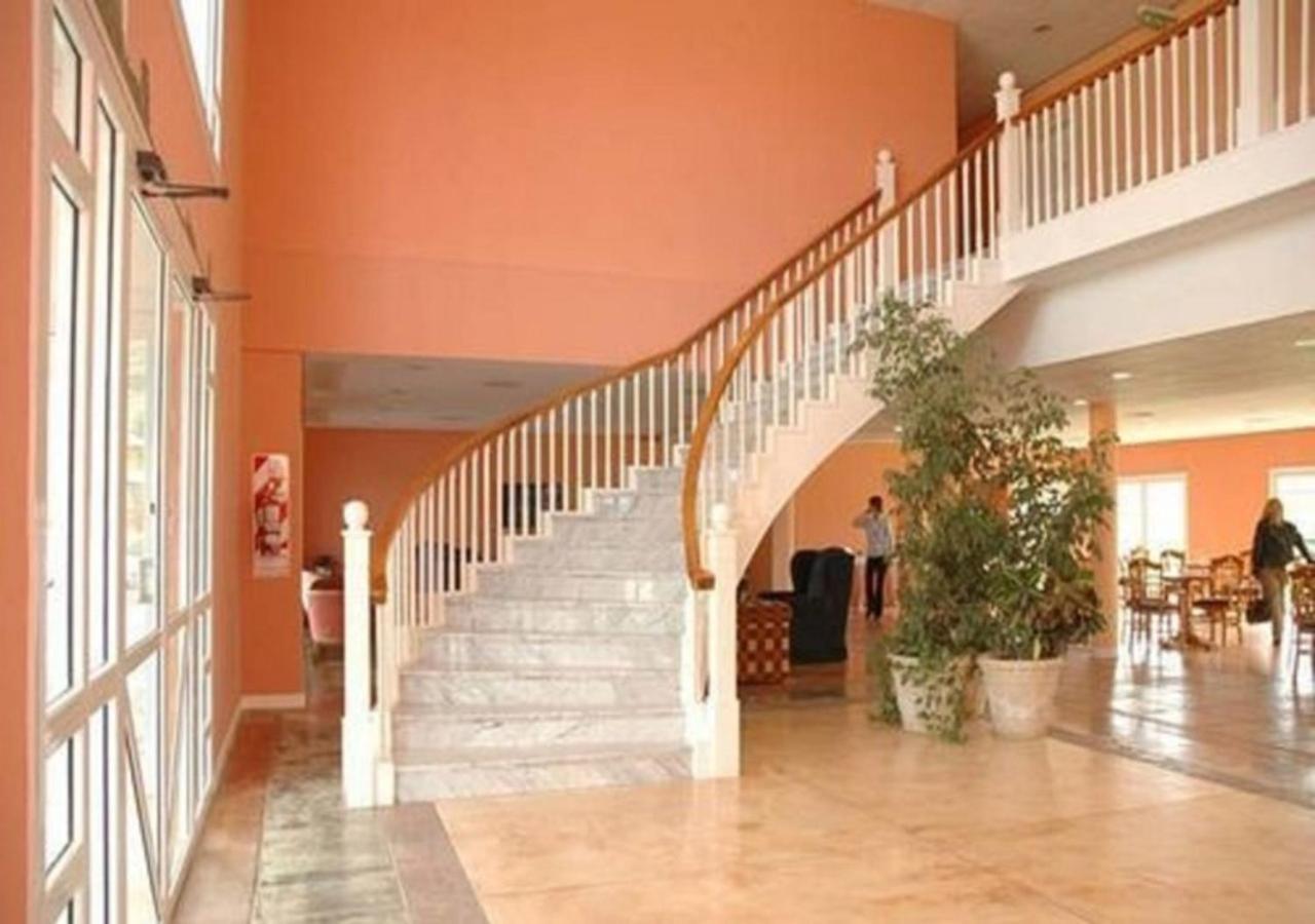 Paradores Austral Bahía Blanca Екстериор снимка