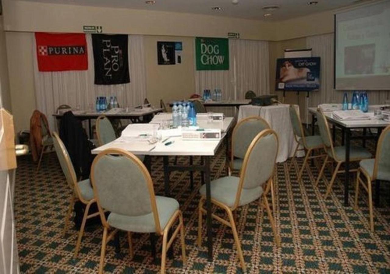 Paradores Austral Bahía Blanca Екстериор снимка