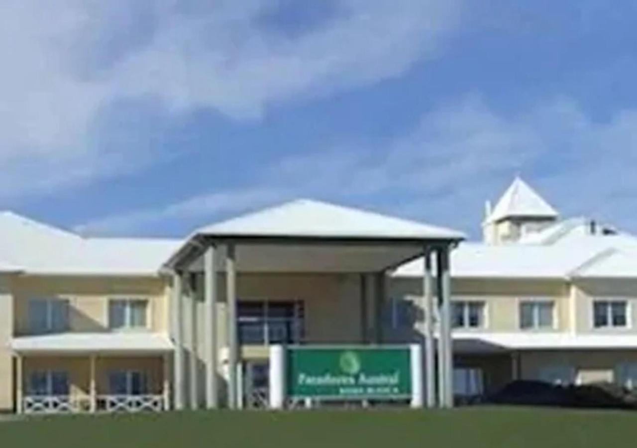 Paradores Austral Bahía Blanca Екстериор снимка