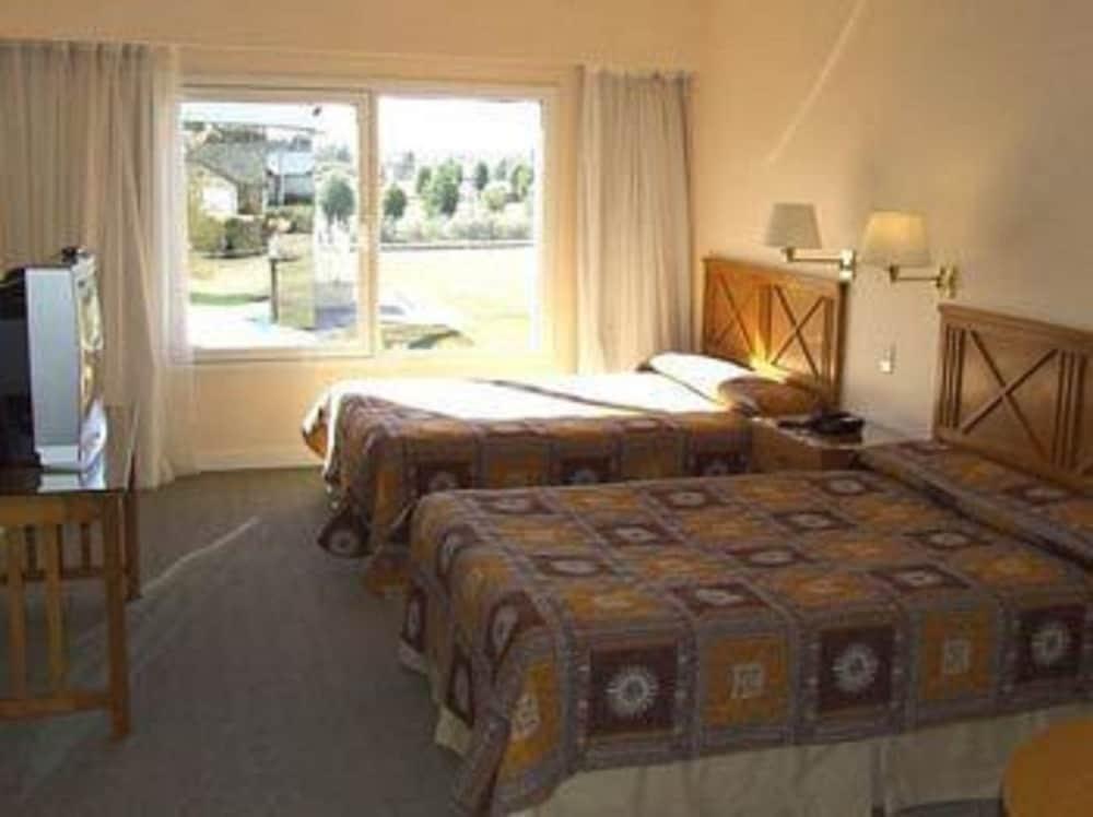 Paradores Austral Bahía Blanca Екстериор снимка